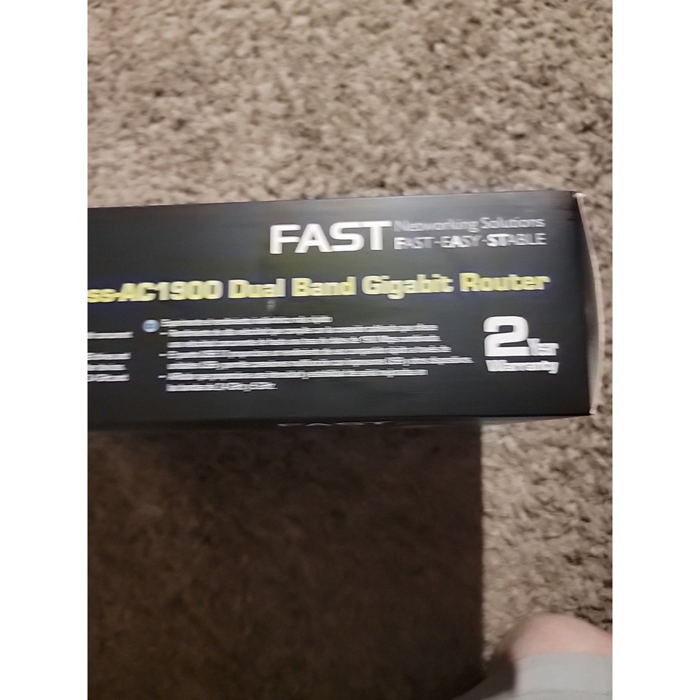 ASUS Router (RT-AC68R)   Wireless-AC1900‎ Dual-Band Gigabit Router - Picture 4 of 12